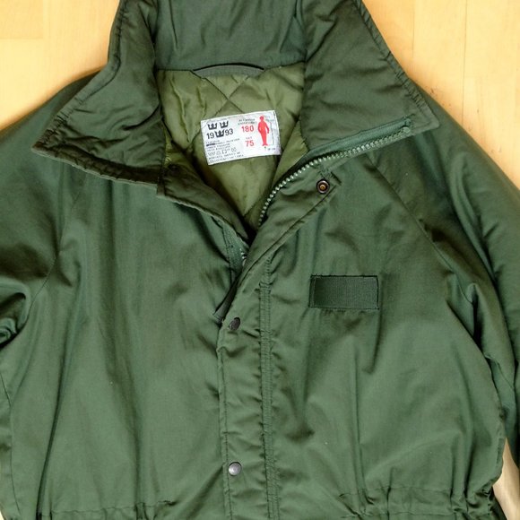Genuine Swedish Army Insulated Thermal M90 Jacket Green Cold Weather Large - Picture 2 of 12